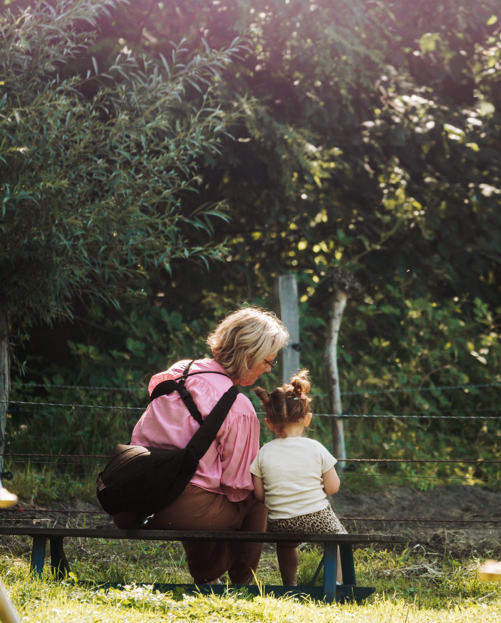 Oma met kleindochter